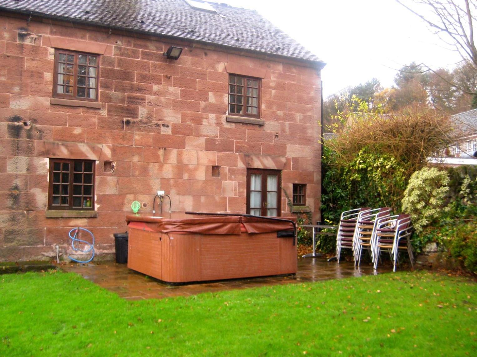 The Raddle Inn Log Cabins Croxden Extérieur photo